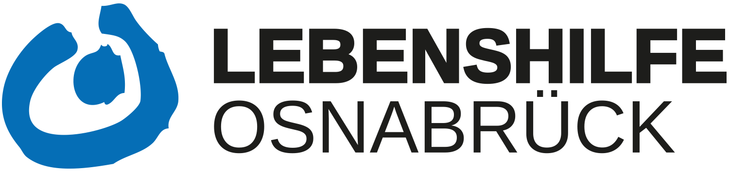 Logo der Lebenshilfe Osnabr&uuml;ck. Links ein blaues, stilisiertes Symbol in Form eines Kreises mit einer offenen Stelle und einem Punkt in der Mitte. Rechts daneben in schwarzer Schrift "LEBENSHILFE OSNABR&Uuml;CK" in Gro&szlig;buchstaben auf wei&szlig;em Hintergrund.