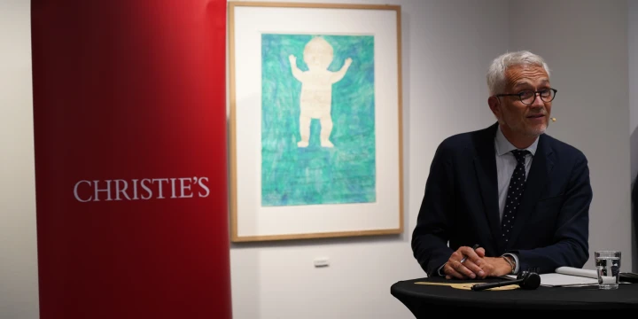 Arno Verkade, Managing Director von Christie's f&uuml;r Amsterdam und Deutschland, f&uuml;hrte pers&ouml;nlich durch die Versteigerung